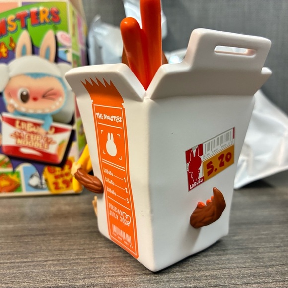 Pop Mart Wacky Mart The Monsters Labubu Confirmed Blind Bon- Chow Mein - Picture 5 of 11
